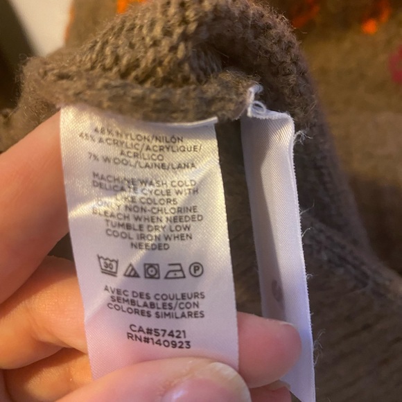 Lou and Gray fair isle sweater - Picture 4 of 4